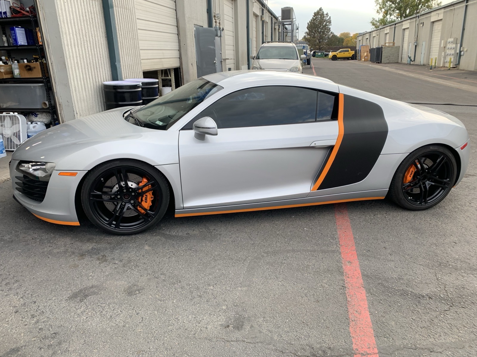 Audi R8 with custom powder coated wheels